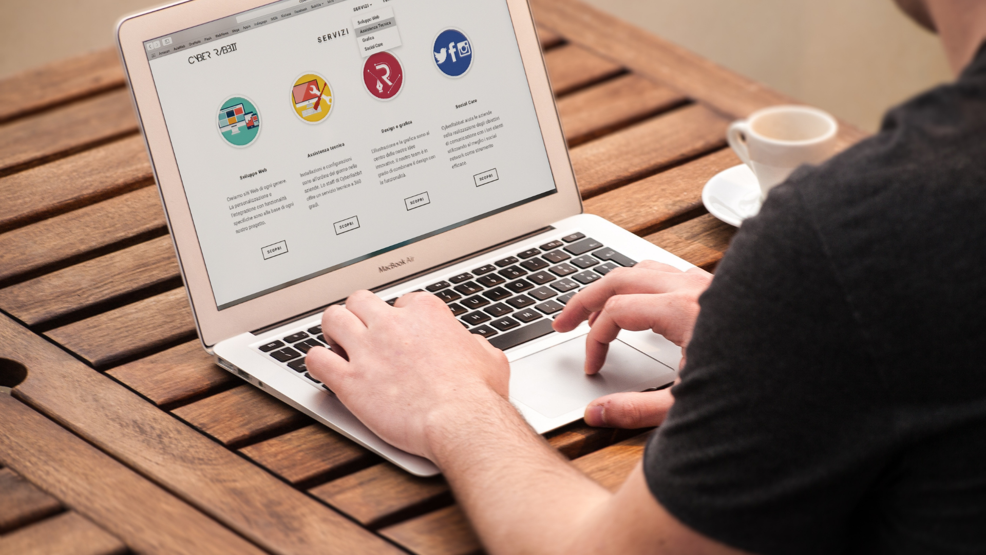 Web Tasarımında Modern Çözümler ile İşletmenizi Öne Çıkarın
